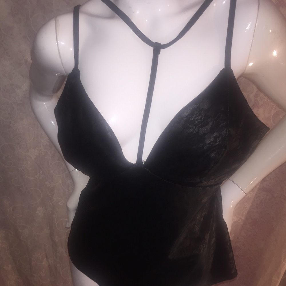 One piece floral print